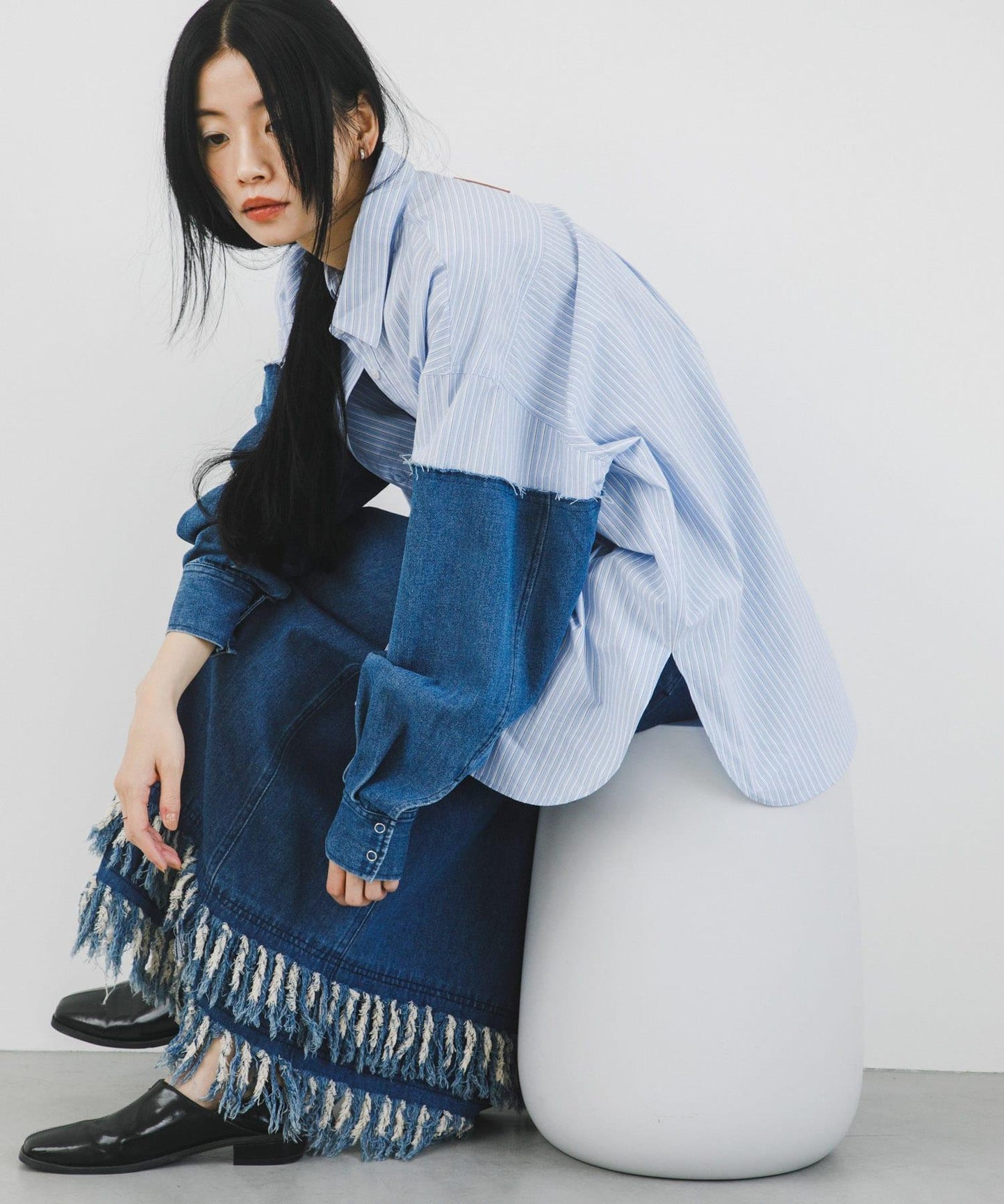 牛仔拼接袖改良襯衫