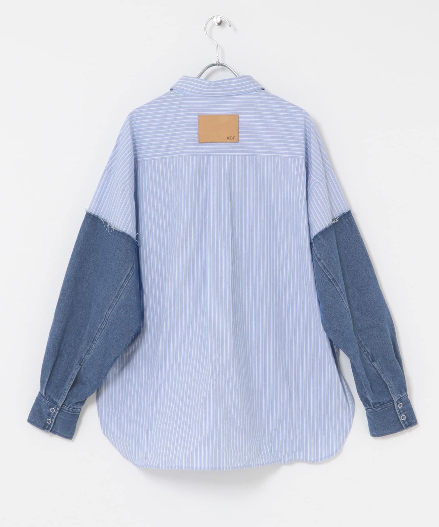 牛仔拼接袖改良襯衫