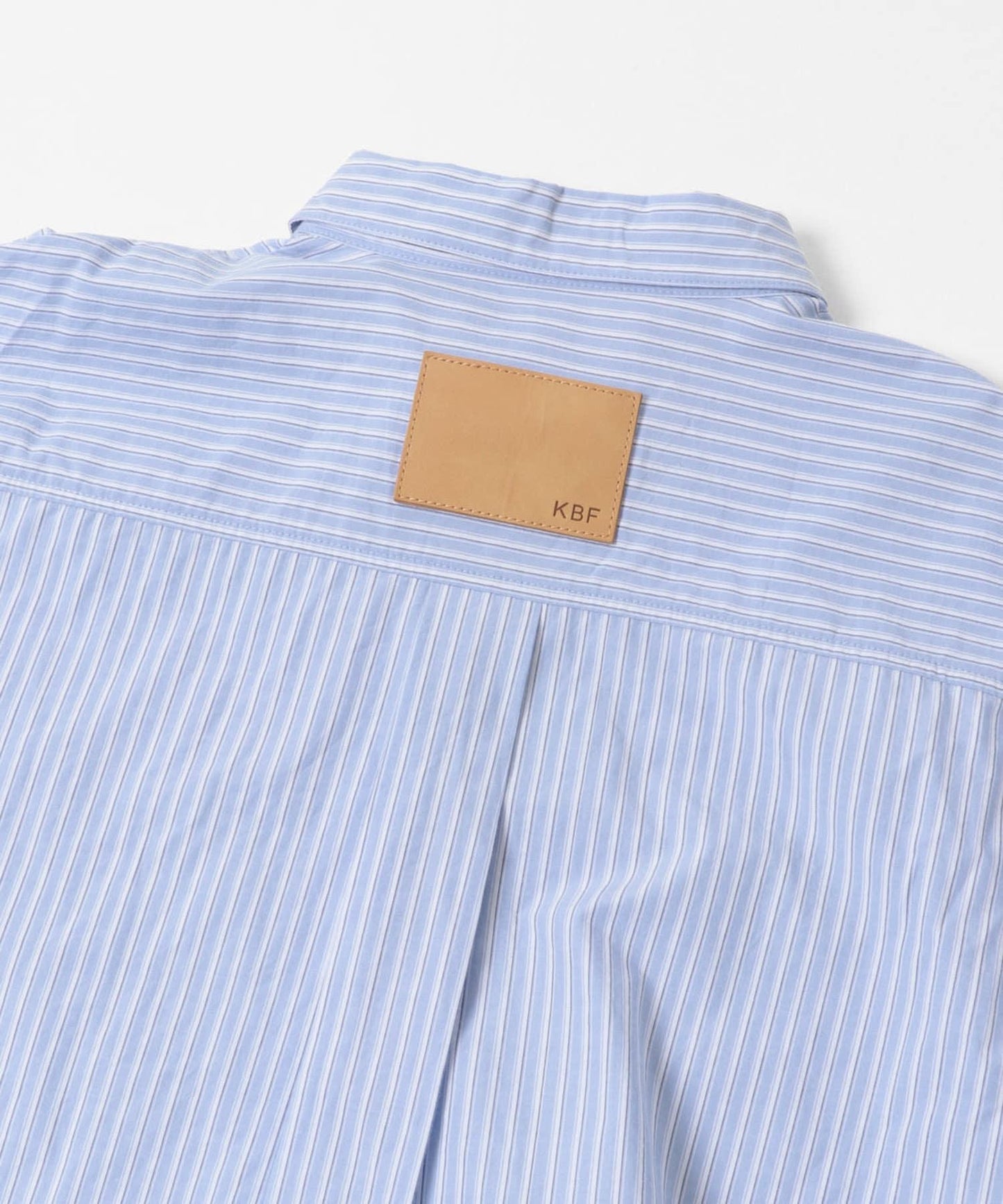 牛仔拼接袖改良襯衫