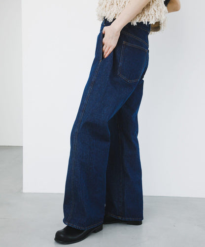 拼接口袋喇叭牛仔褲