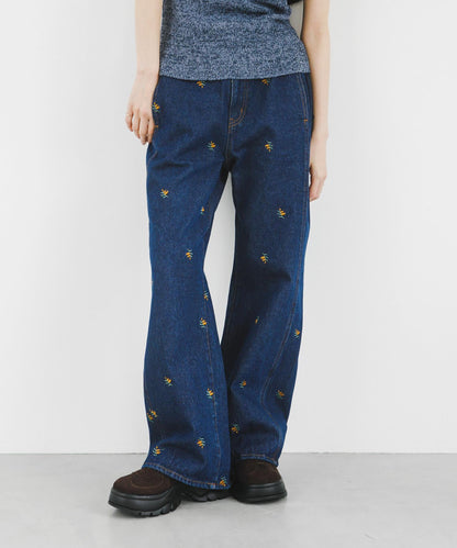 拼接口袋喇叭牛仔褲