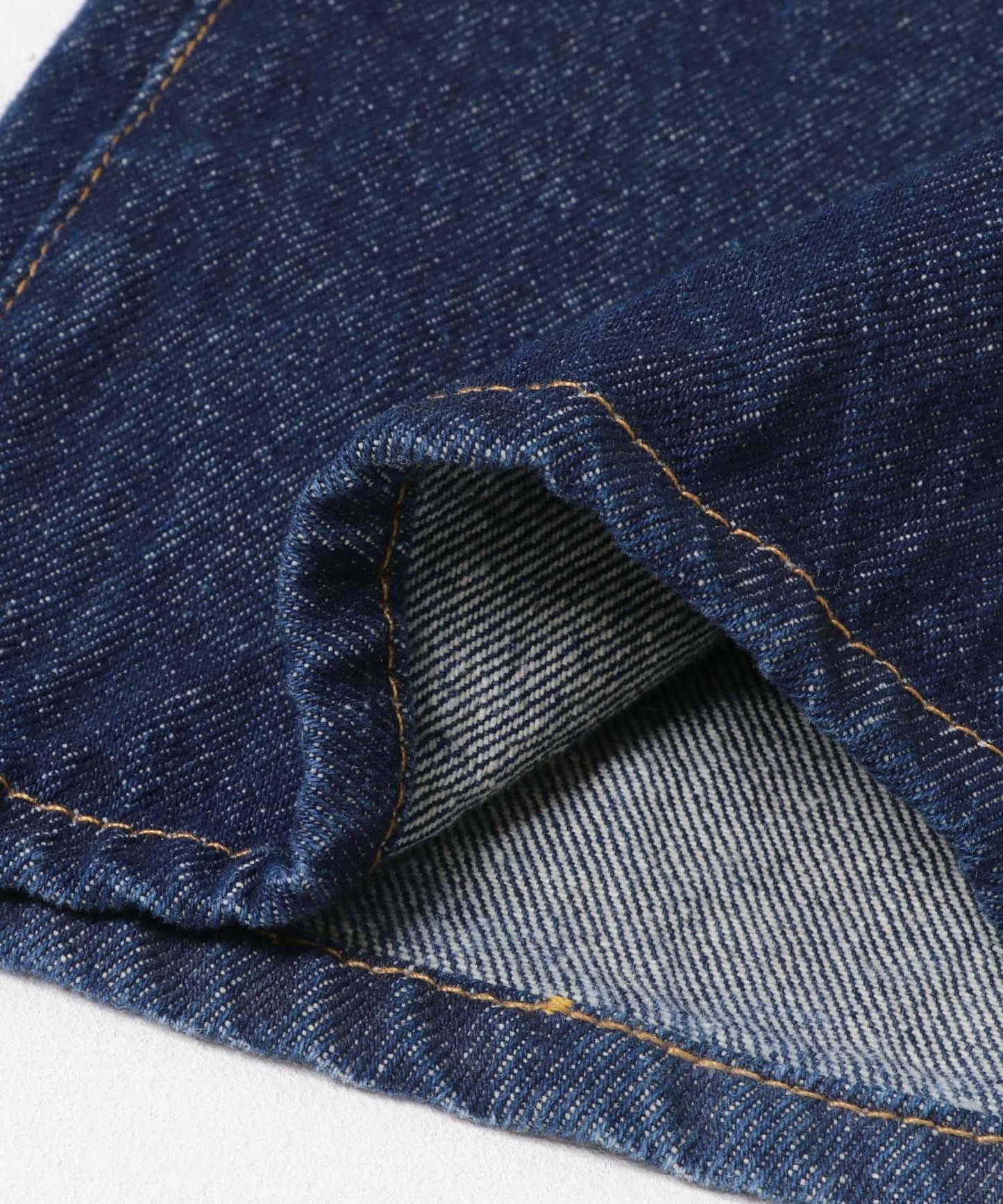 拼接口袋喇叭牛仔褲