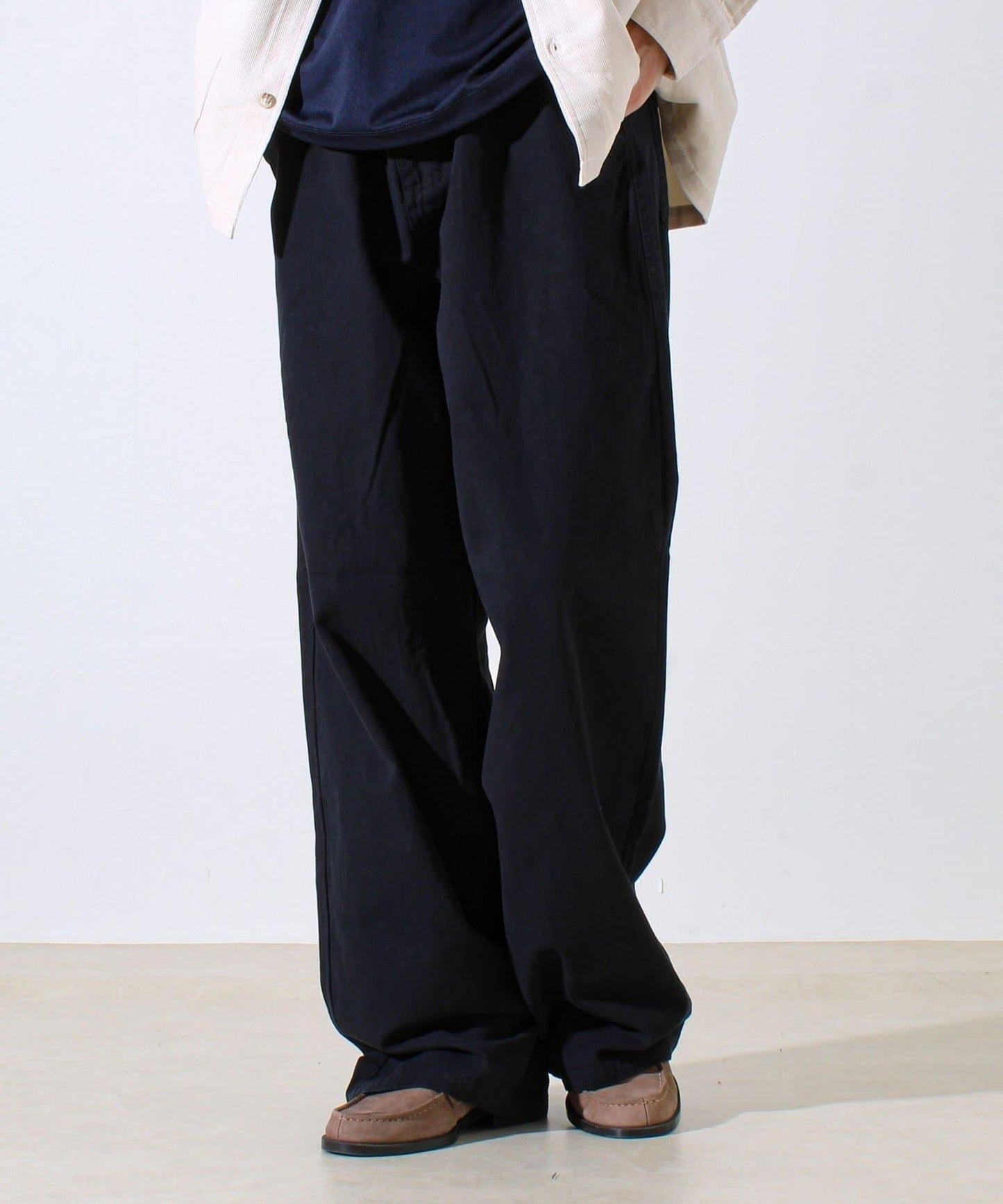 【寬鬆愛好者必看】鴨絨地寬鬆剪裁褲