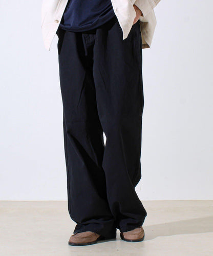 【寬鬆愛好者必看】鴨絨地寬鬆剪裁褲