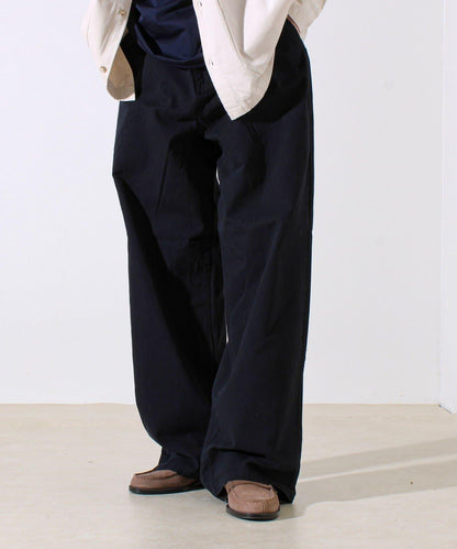 【寬鬆愛好者必看】鴨絨地寬鬆剪裁褲