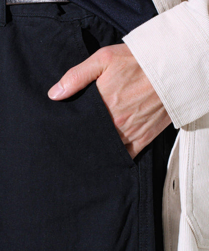 【寬鬆愛好者必看】鴨絨地寬鬆剪裁褲