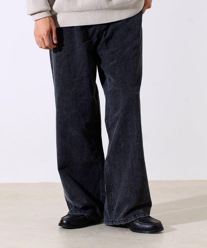 【寬鬆愛好者必看】鴨絨地寬鬆剪裁褲