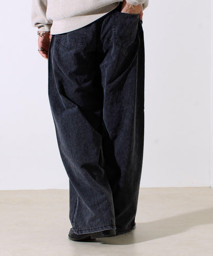 【寬鬆愛好者必看】鴨絨地寬鬆剪裁褲