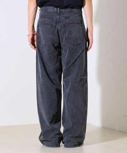 【寬鬆愛好者必看】鴨絨地寬鬆剪裁褲