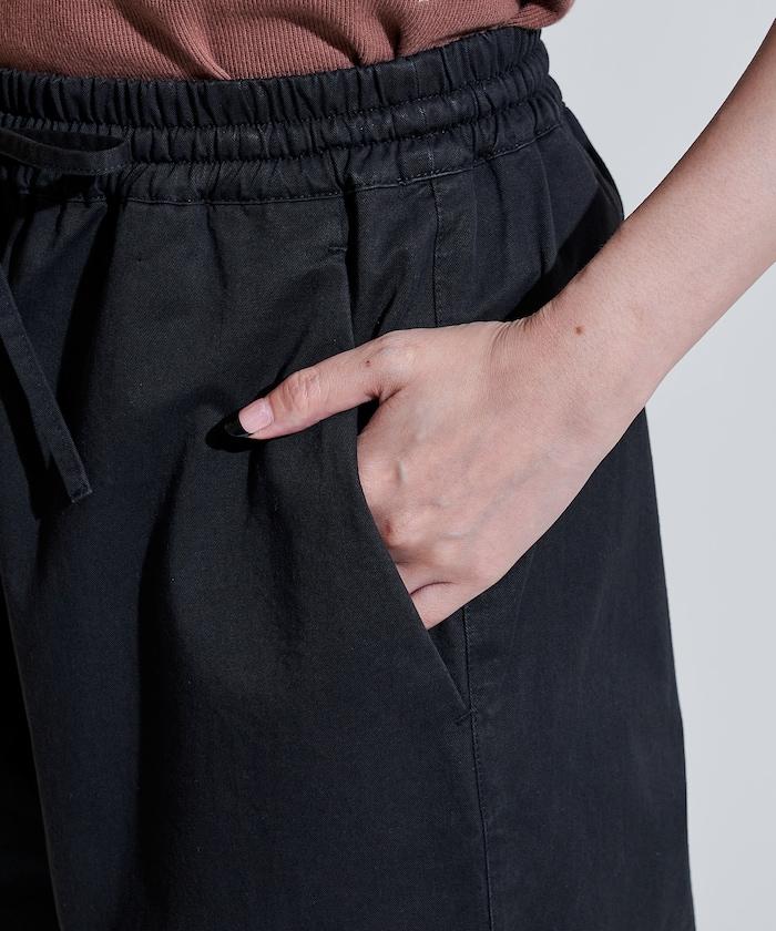 斜紋織物寬鬆直筒褲＜可搭配套裝＞