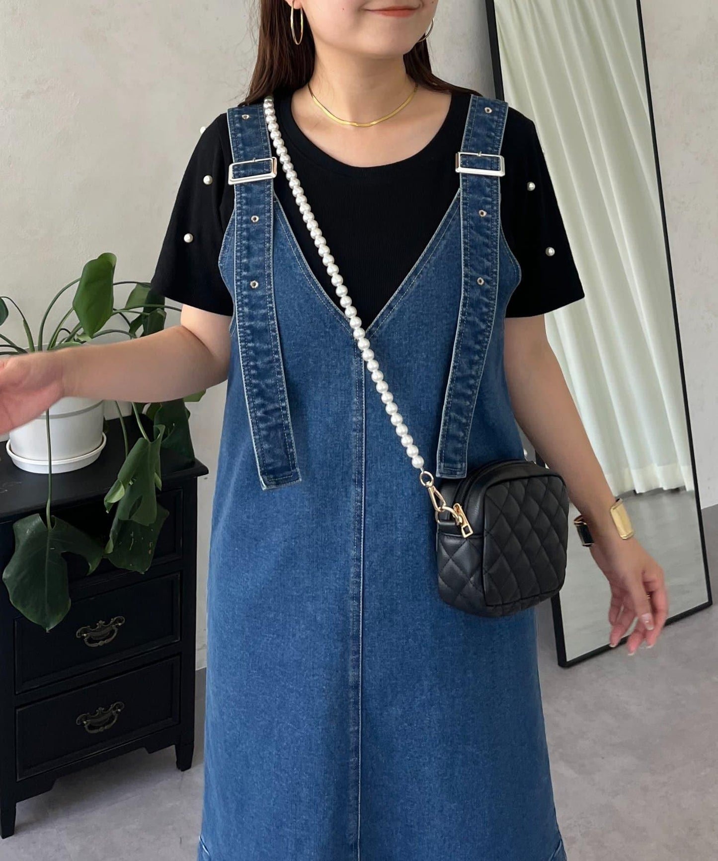 V領修身彈力牛仔連衣裙