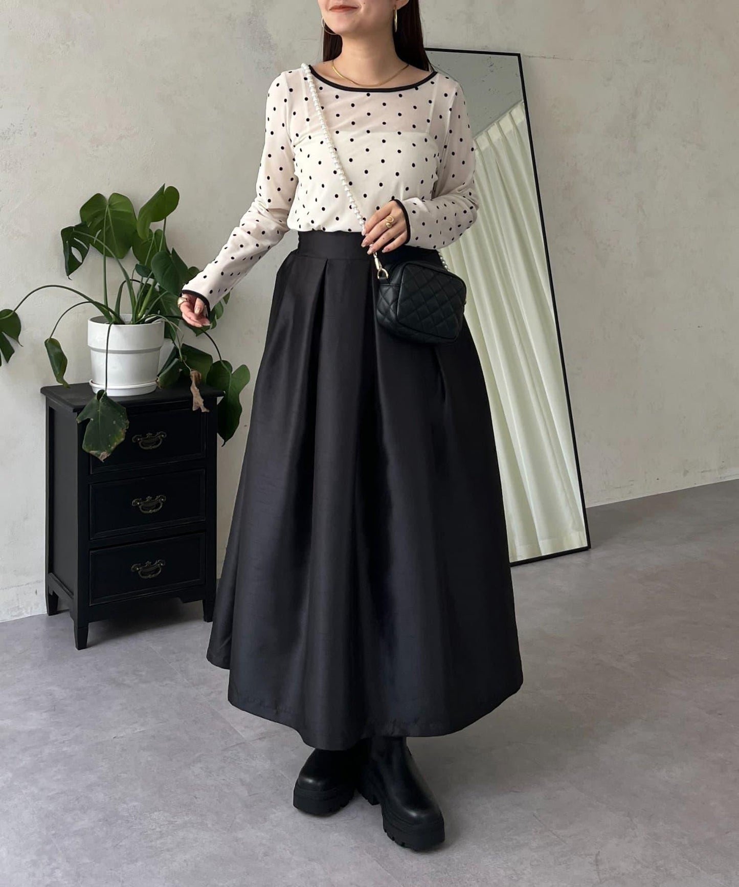 絨面圓點船領雪紡上衣