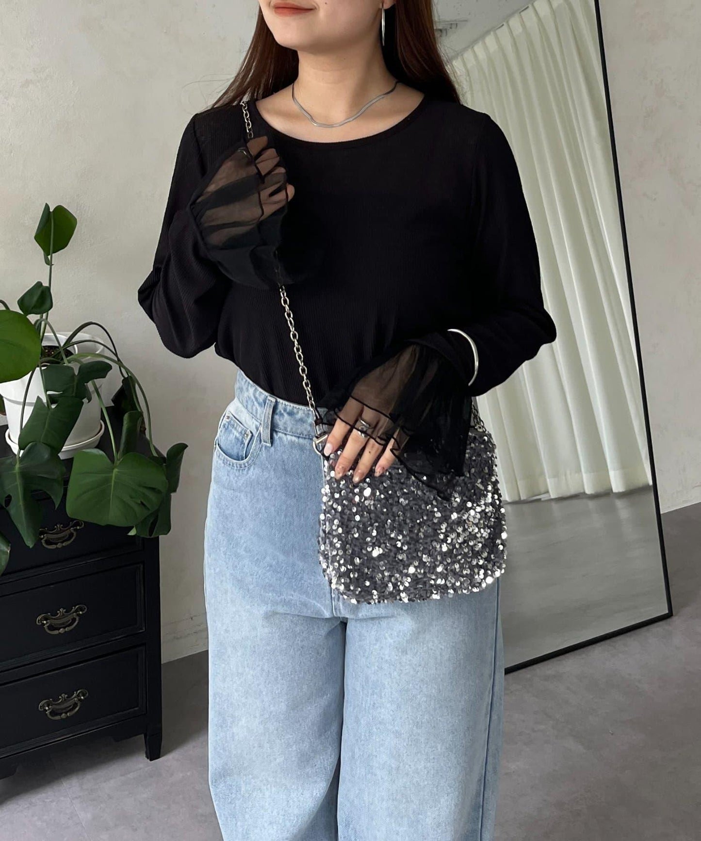 袖口荷葉邊蕾絲透視上衣