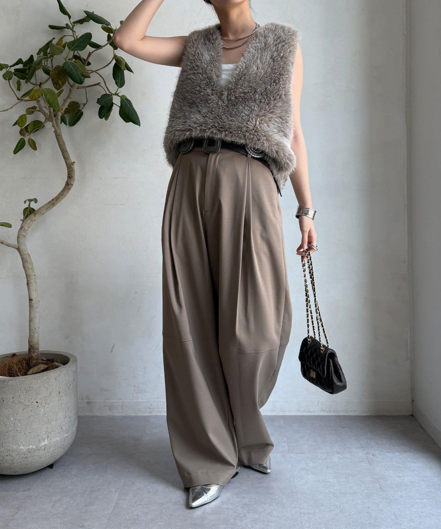 側邊扣假羊絨毛絨套頭衫