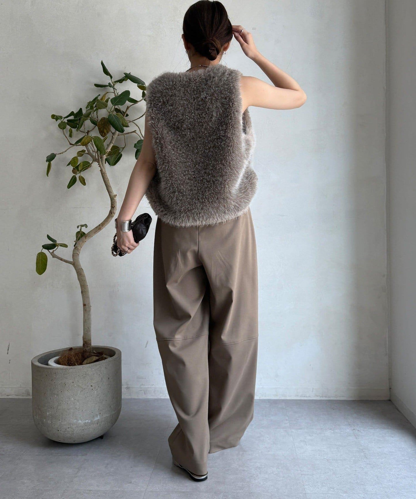 側邊扣假羊絨毛絨套頭衫