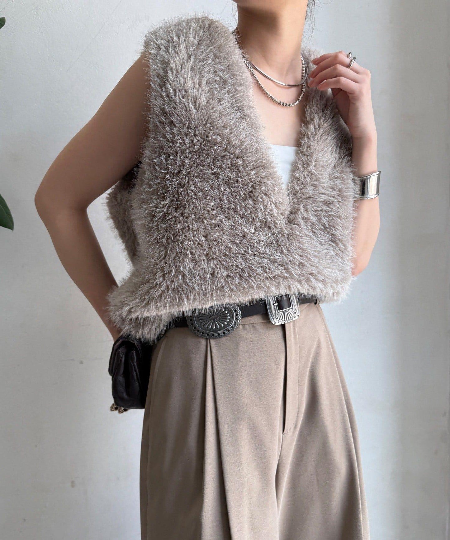 側邊扣假羊絨毛絨套頭衫