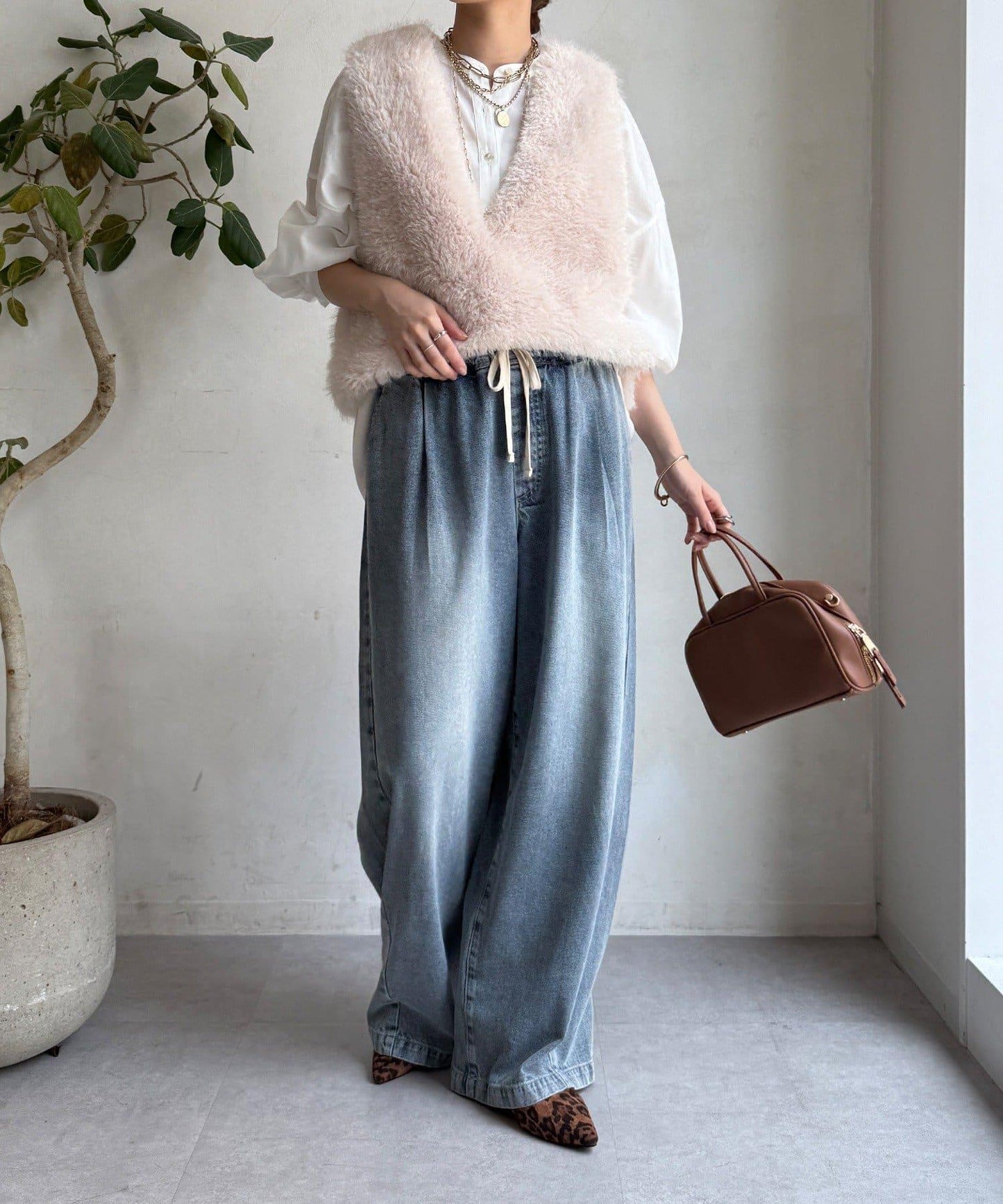 側邊扣假羊絨毛絨套頭衫