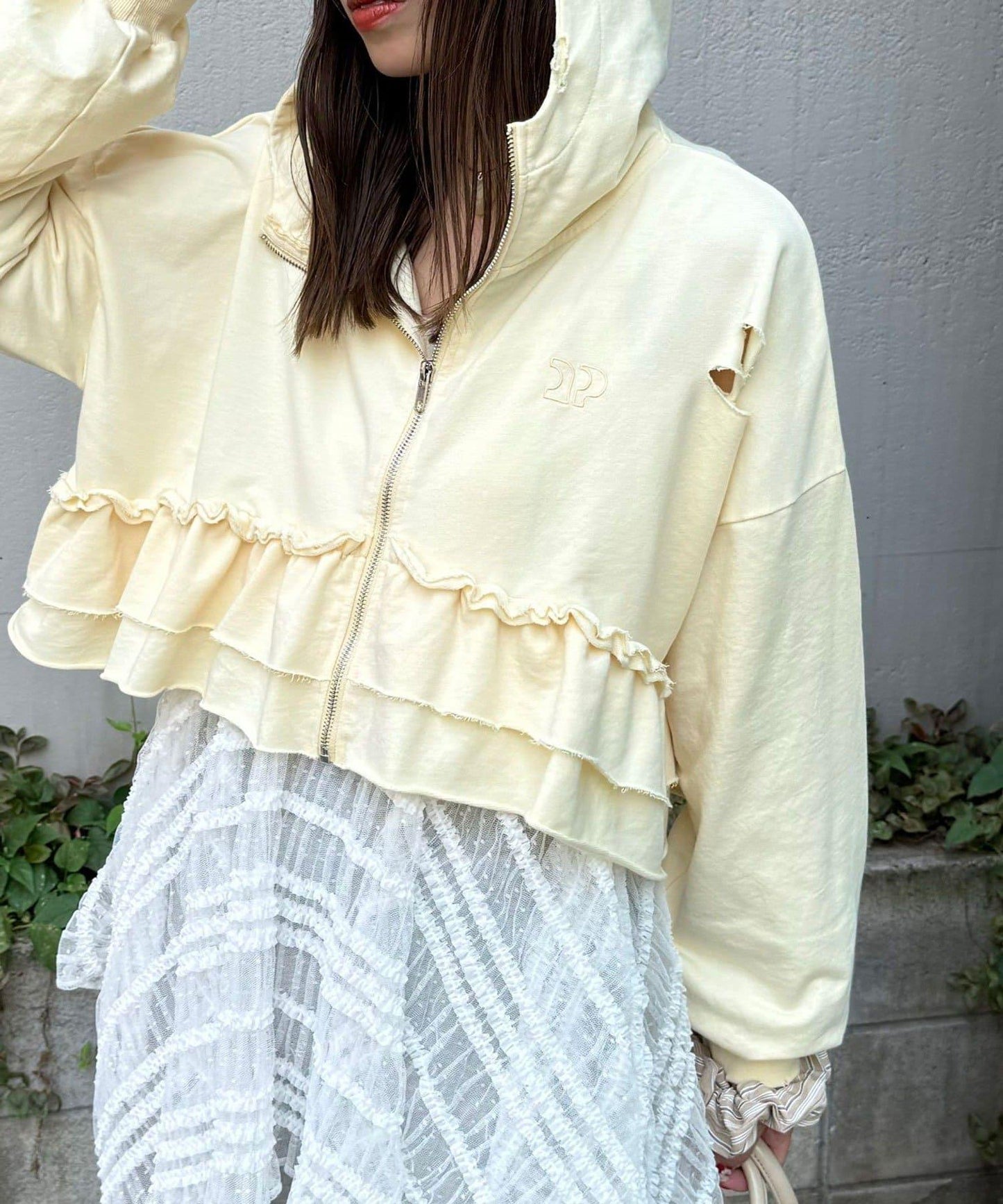 【Ciaopanic】CP標誌荷葉邊層疊破洞衛衣