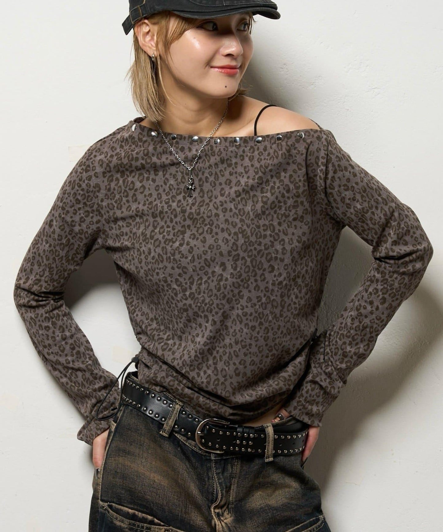 【AW】混搭鉚釘吊帶上衣