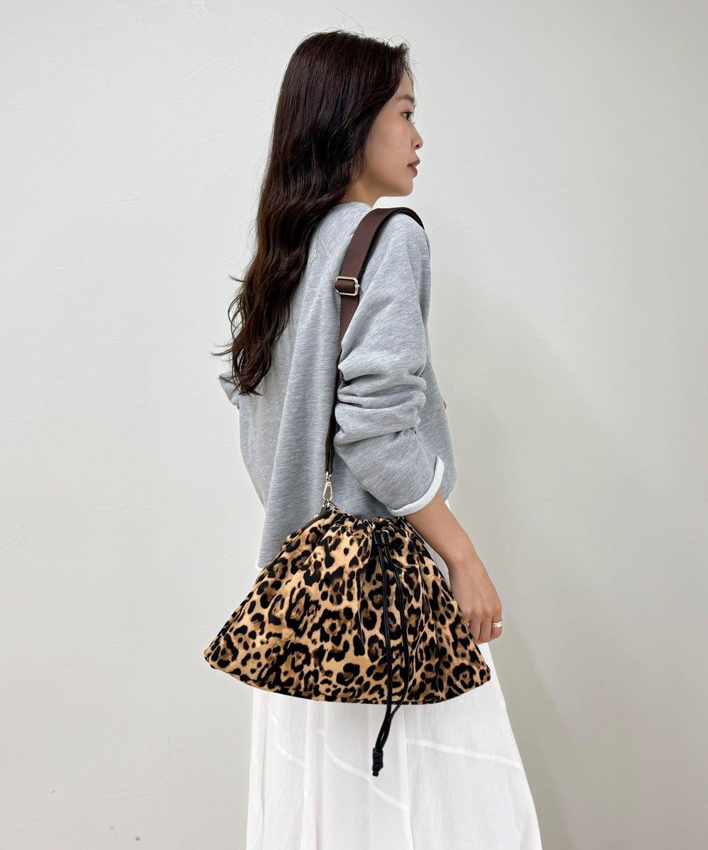 提花肩背丟綢巾袋