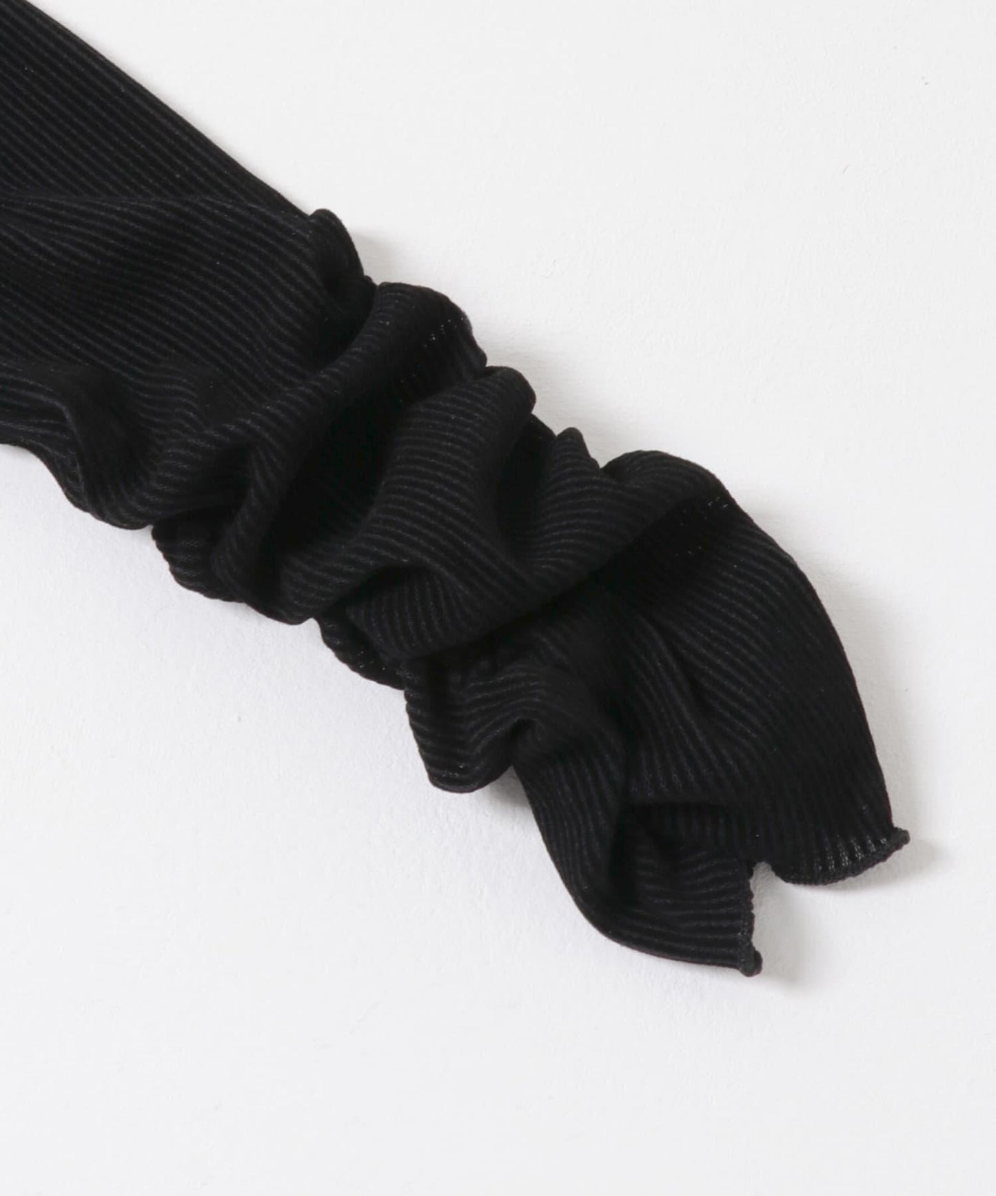 透視天鵝絨褶皺袖上衣