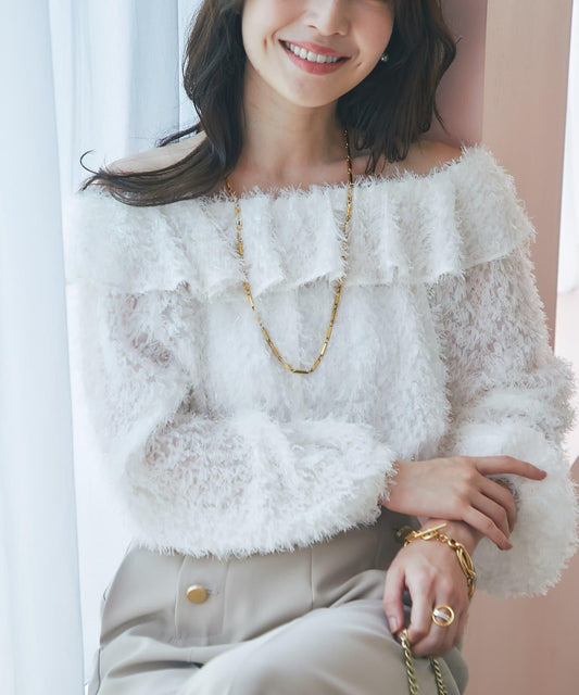 羽毛提花荷葉邊領襯衫