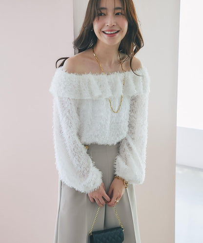 羽毛提花荷葉邊領襯衫