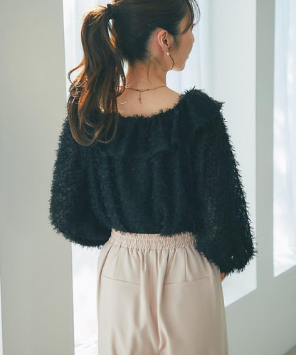 羽毛提花荷葉邊領襯衫