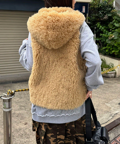 帶食物口袋的蝴蝶結毛絨馬甲