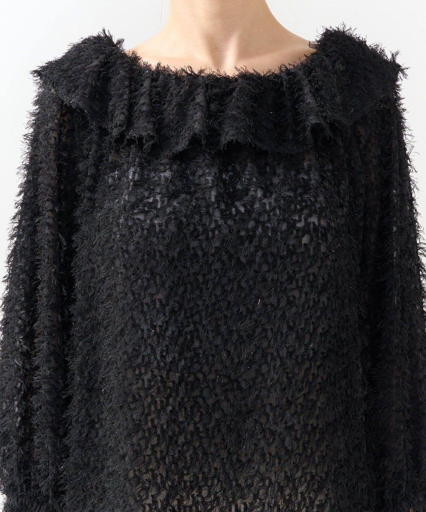 羽毛提花荷葉邊領襯衫