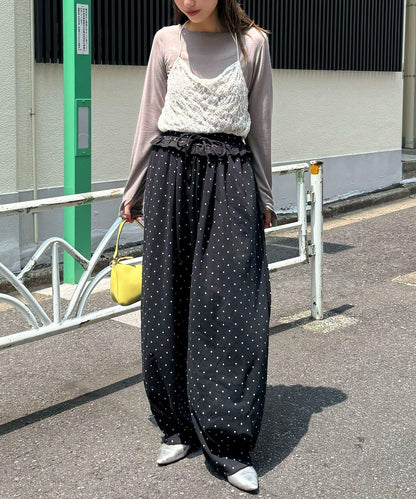 圓點弧線運動褲