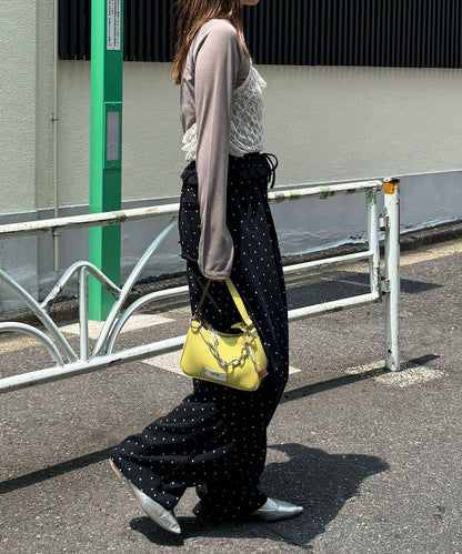 圓點弧線運動褲