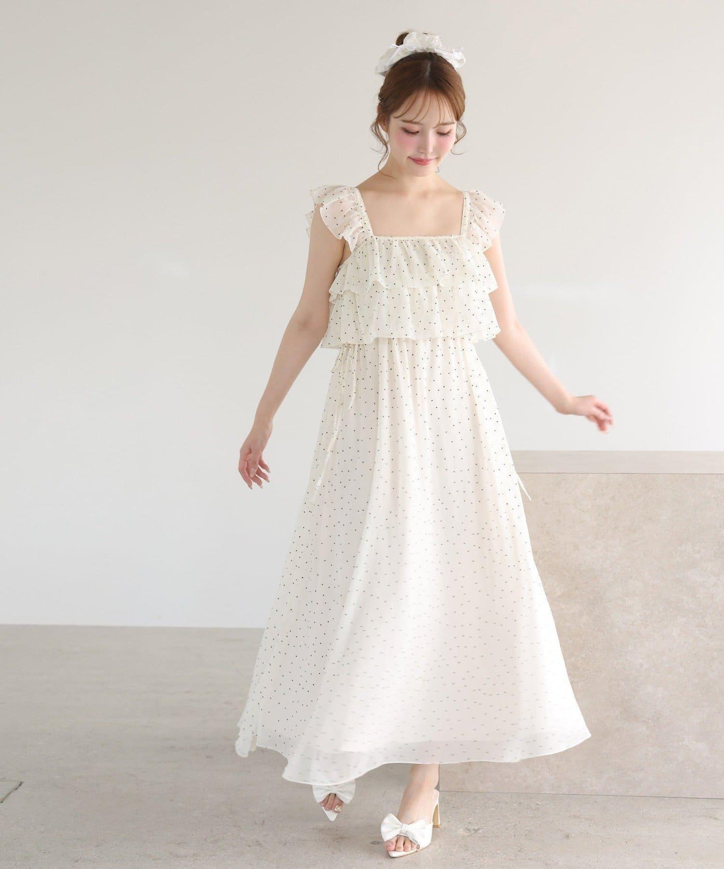 【可以成為天使！？】側邊蝴蝶結荷葉邊吊帶連衣裙