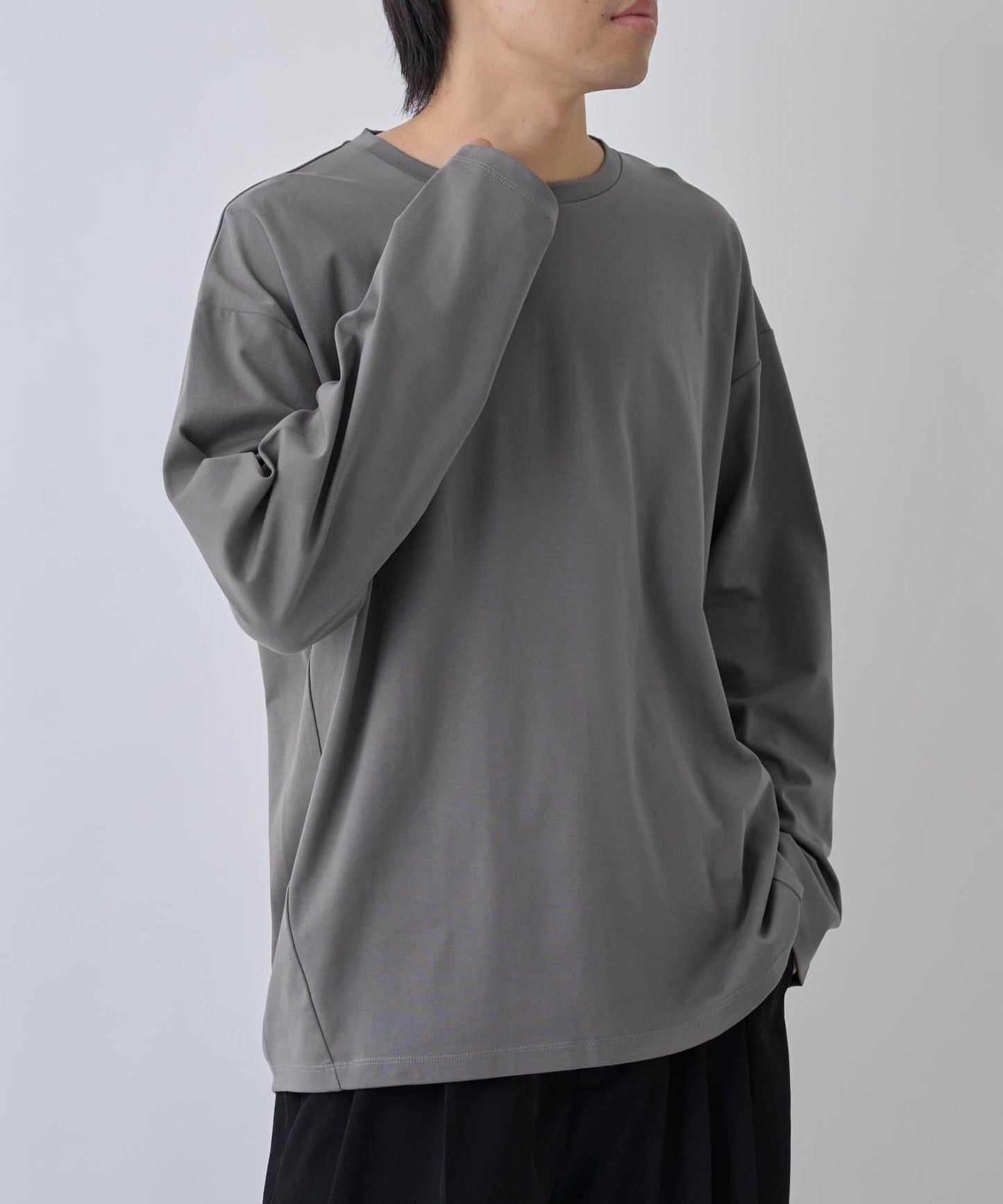 【AW】漸變棉圓弧下襬長袖T恤