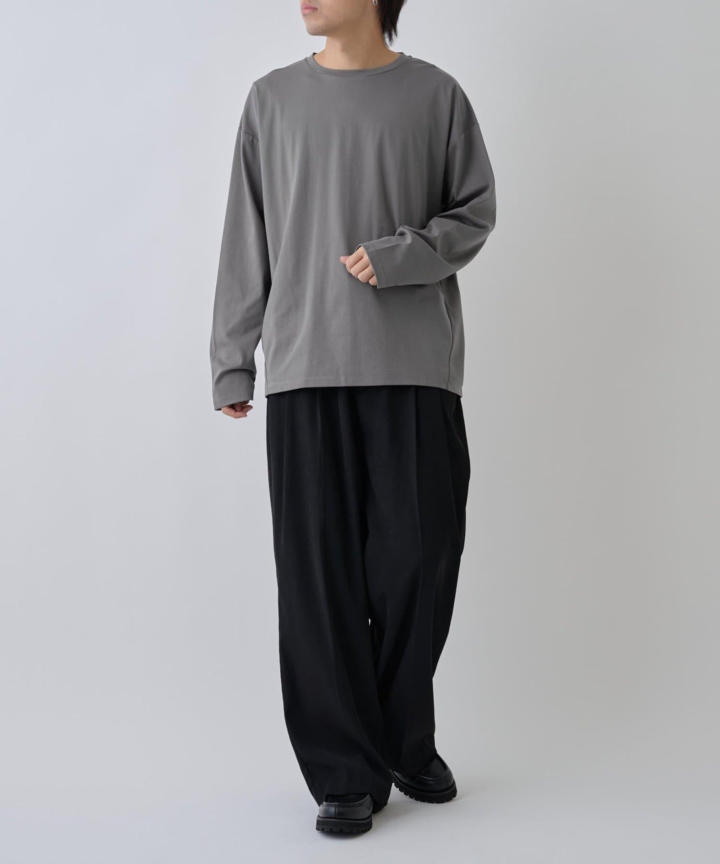 【AW】漸變棉圓弧下襬長袖T恤