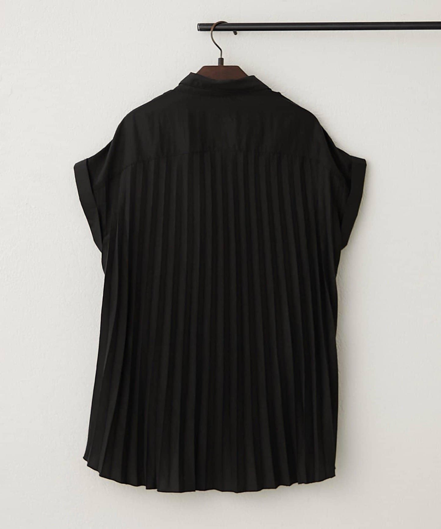 後背褶領口襯衫女裝