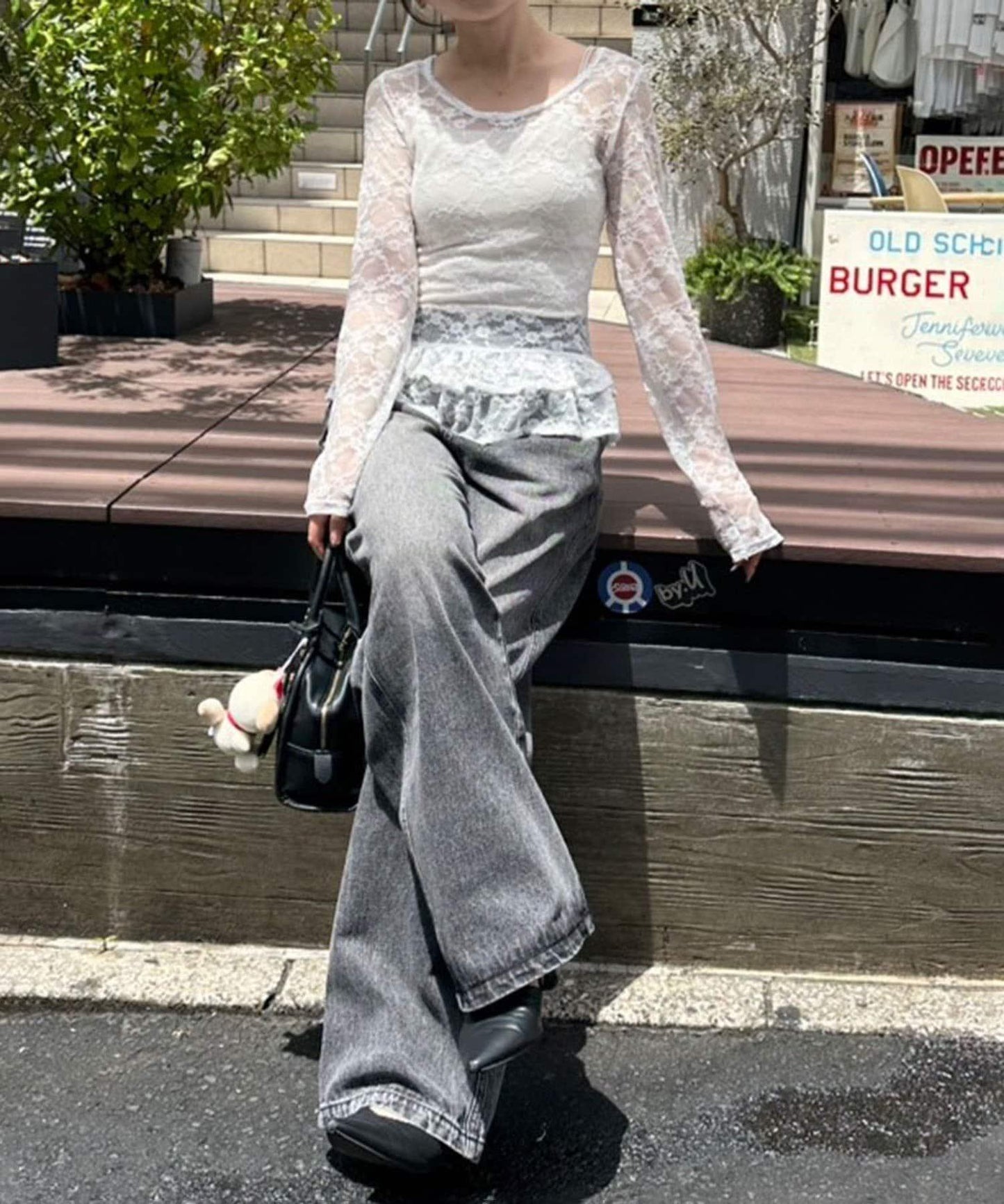 蕾絲蓬蓬袖上衣