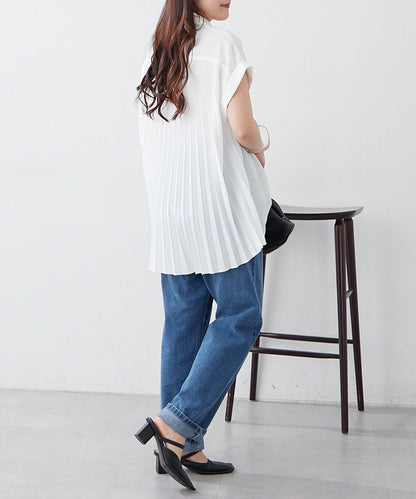 後背褶領口襯衫女裝