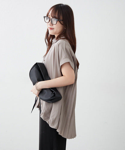 後背褶領口襯衫女裝