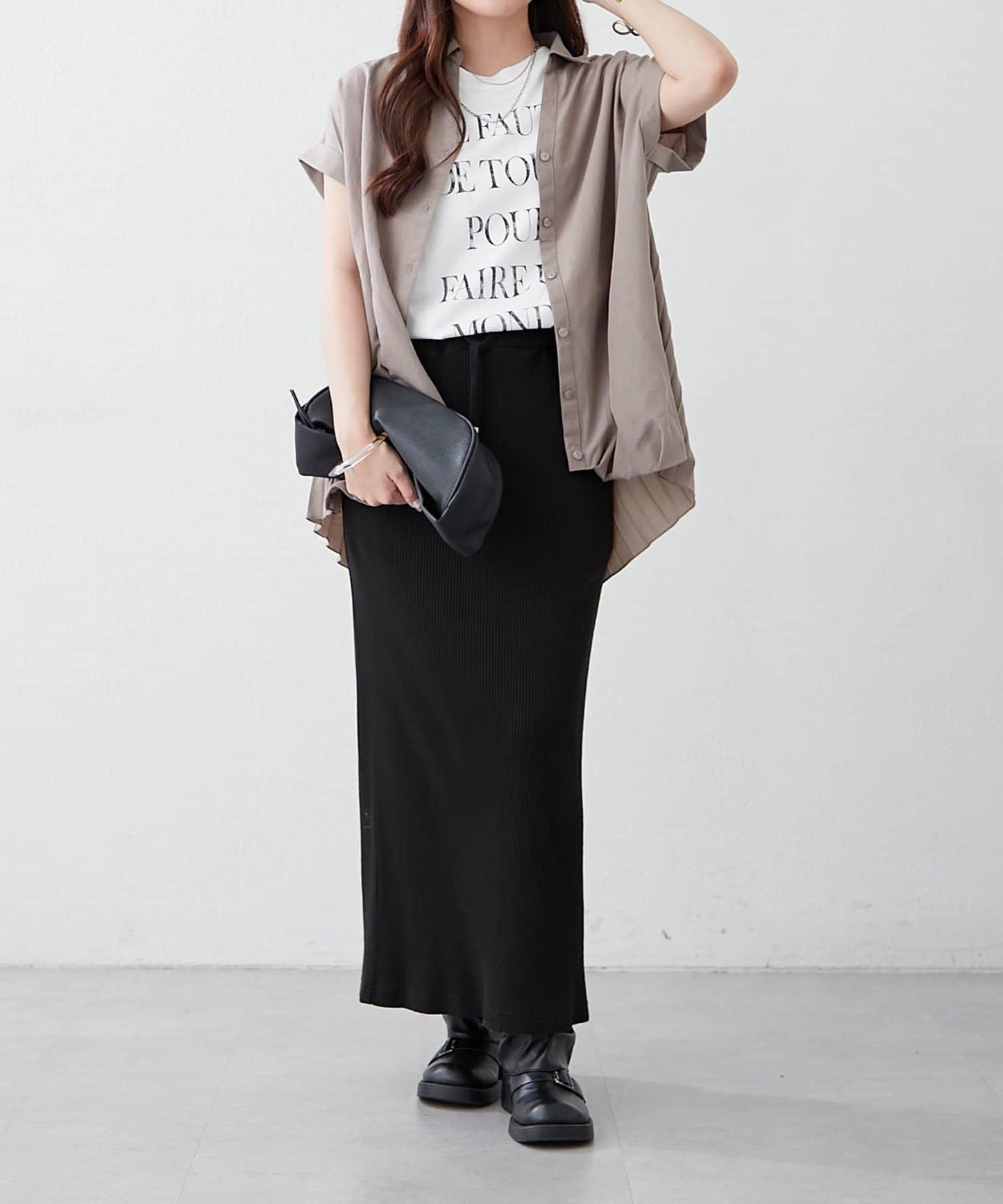 後背褶領口襯衫女裝