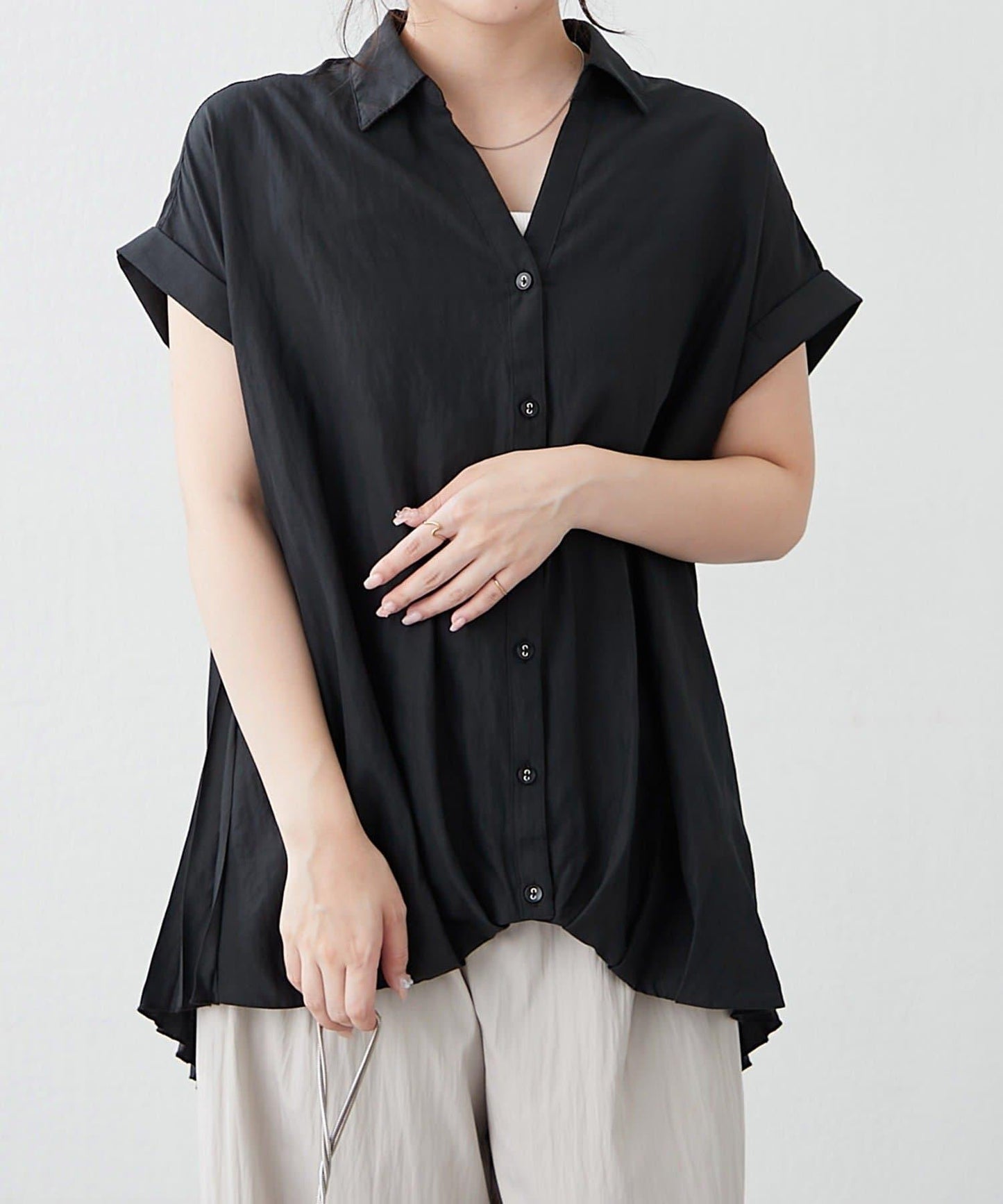 後背褶領口襯衫女裝