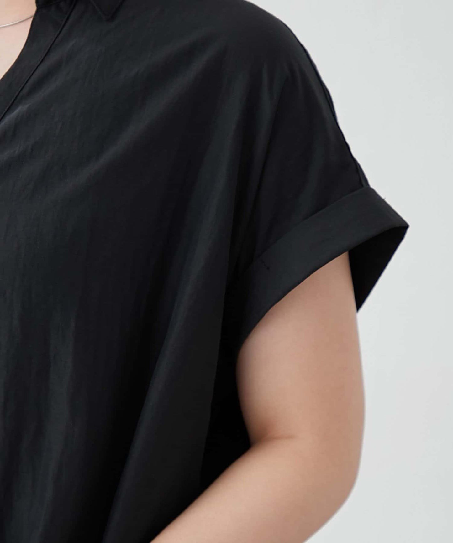 後背褶領口襯衫女裝