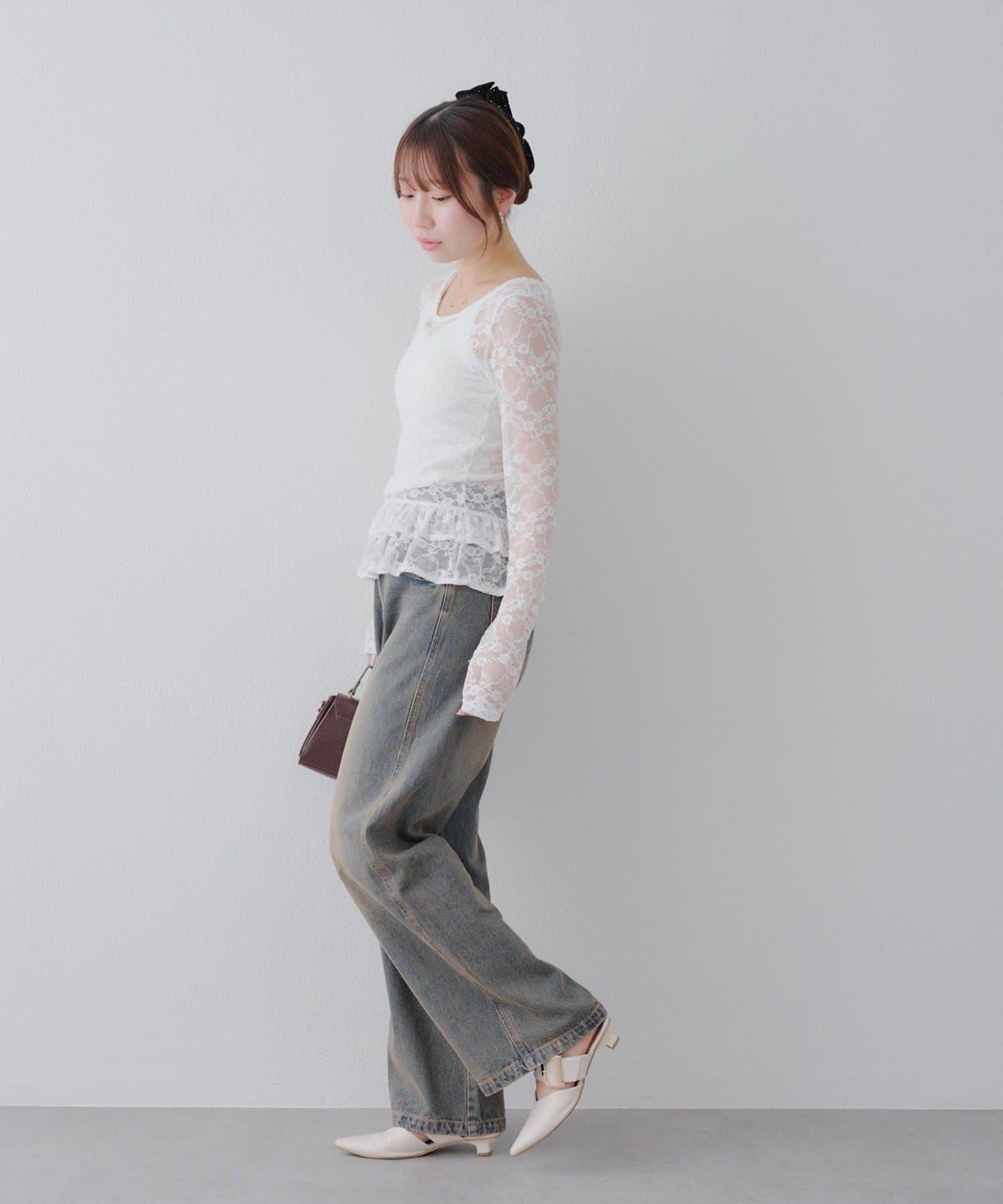 蕾絲蓬蓬袖上衣