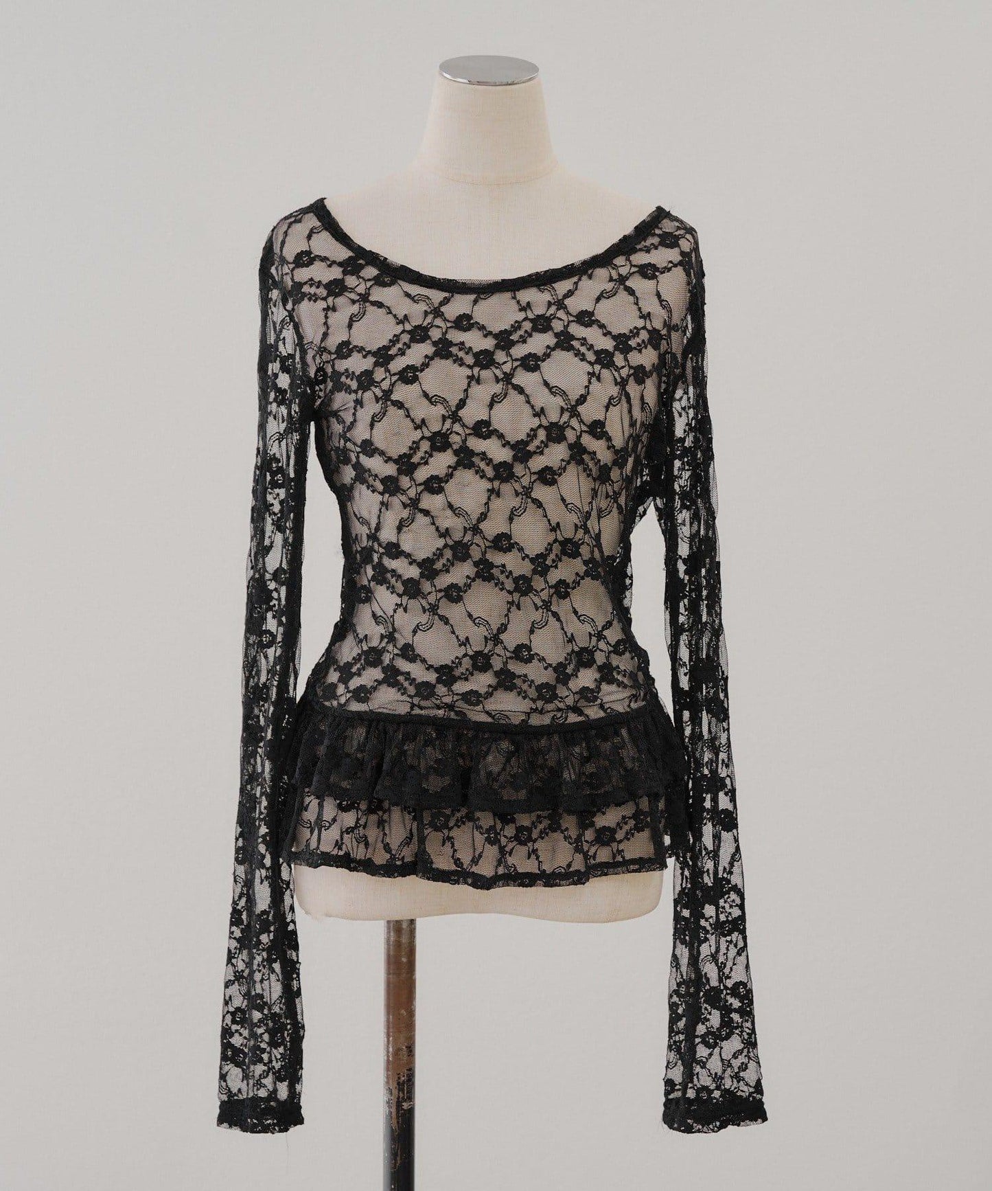 蕾絲蓬蓬袖上衣