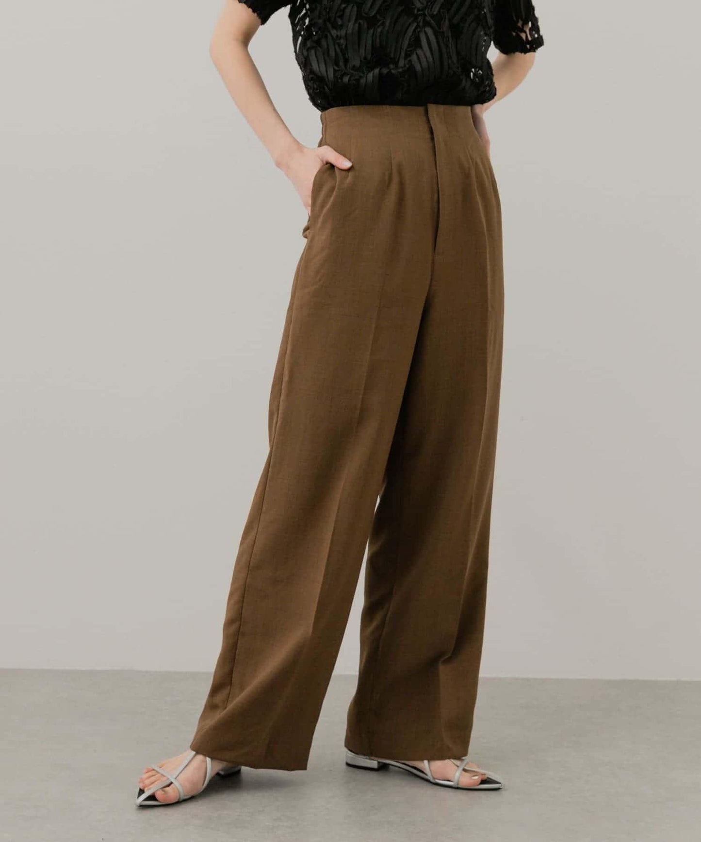 UR TECH DRYLUXE仿亞麻寬鬆長褲