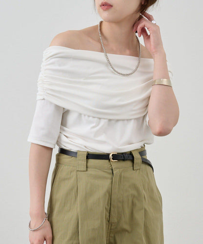 SHENERY 露肩不對稱設計 套頭上衣