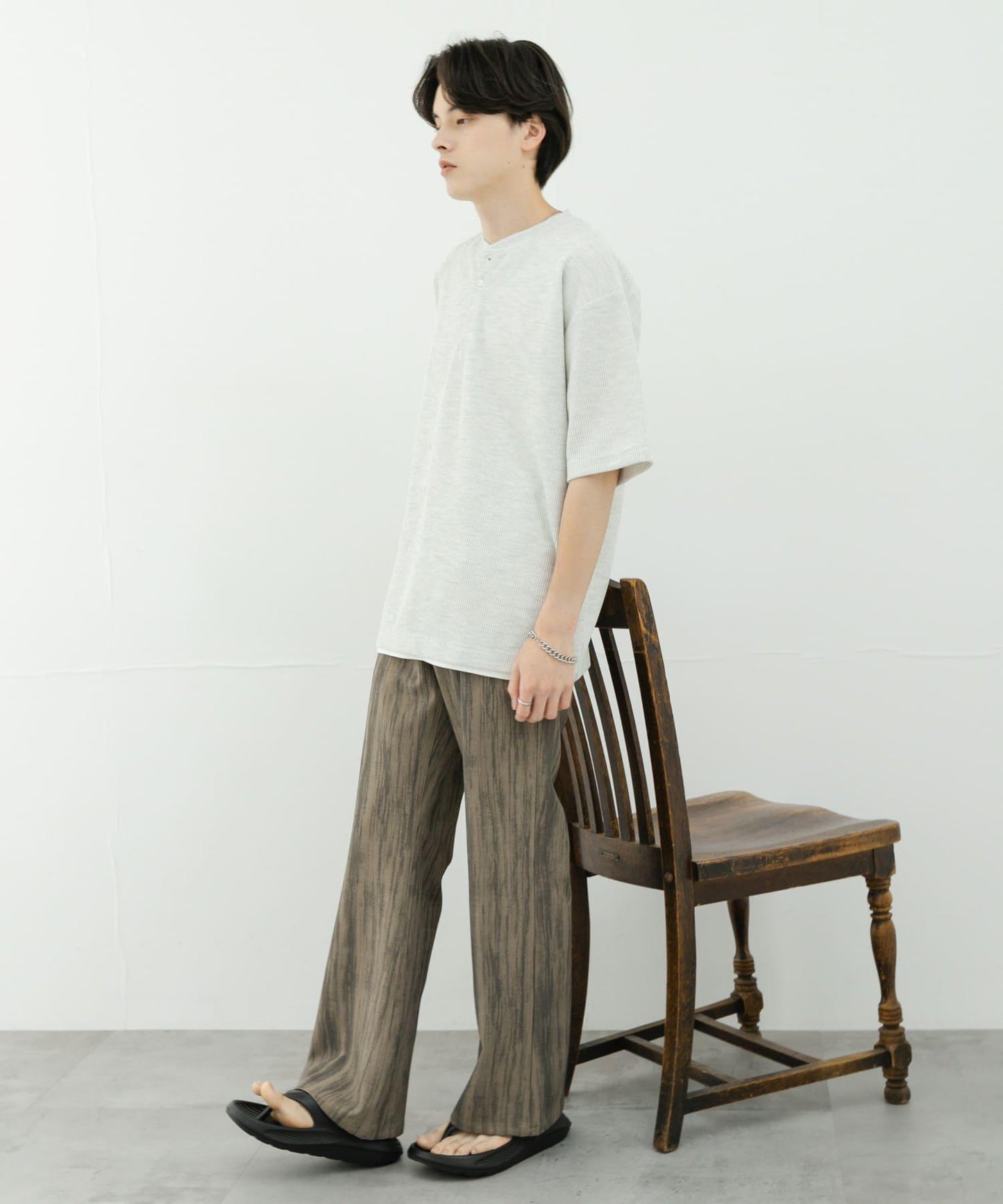 亨利領珠地布套頭衫