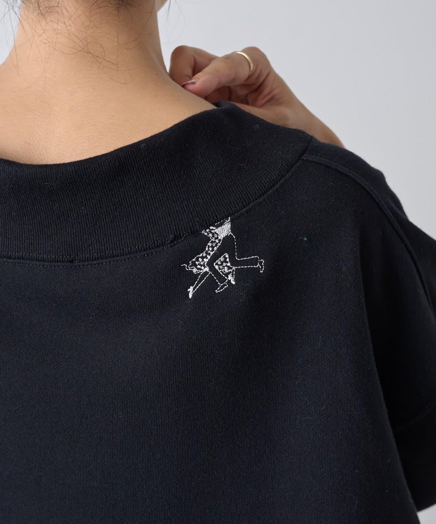 Ronde刺繡裡毛長袖套頭衫