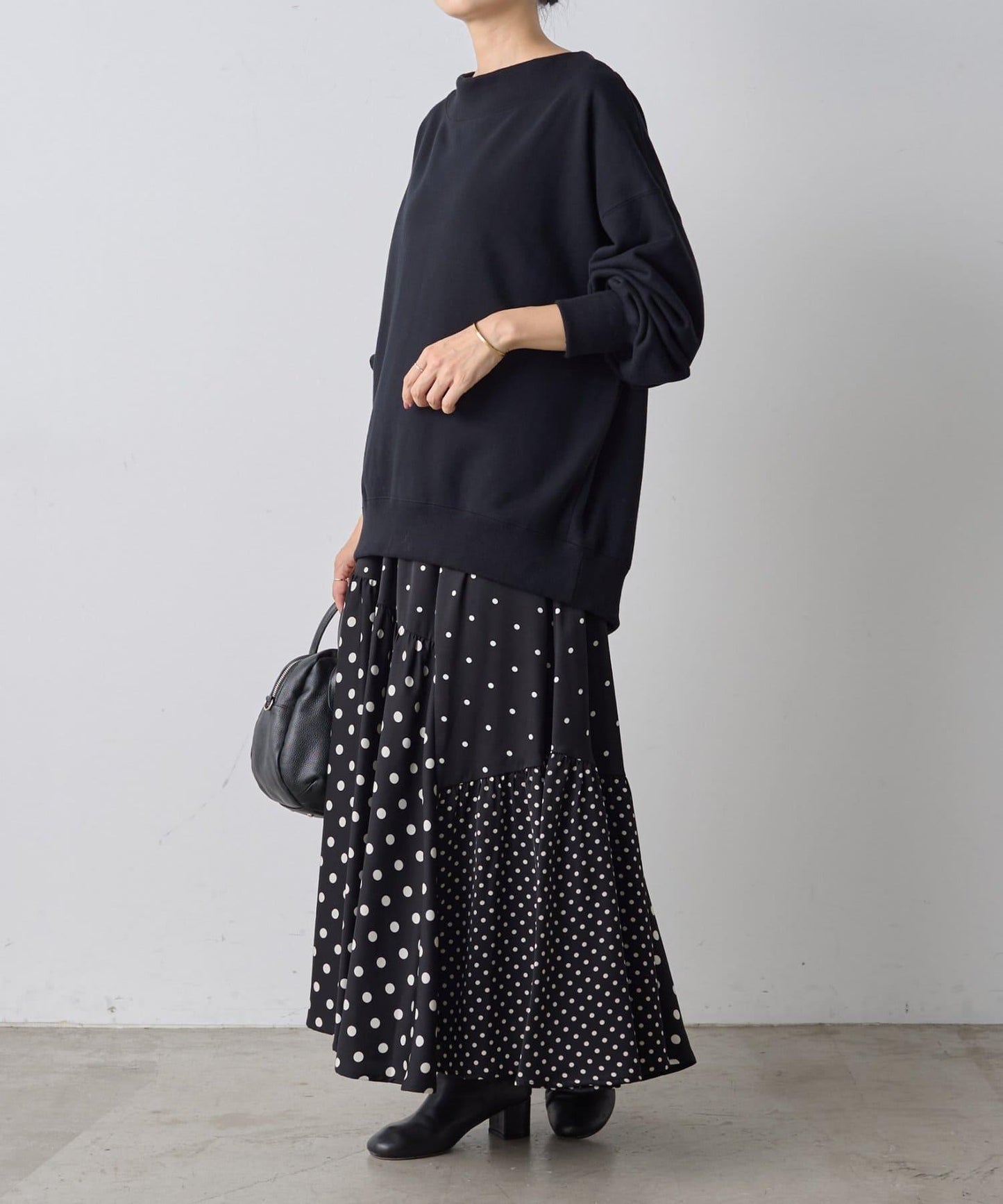 Ronde刺繡裡毛長袖套頭衫
