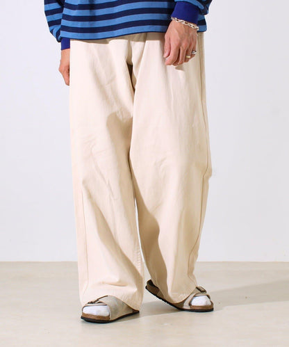 【寬鬆愛好者必看】鴨絨地寬鬆剪裁褲